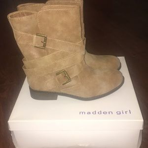 Women’s casual dress boots